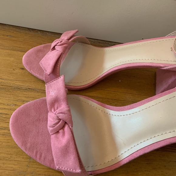 H&M Pink Block Heel Sandals Size 7 - Picture 3 of 3
